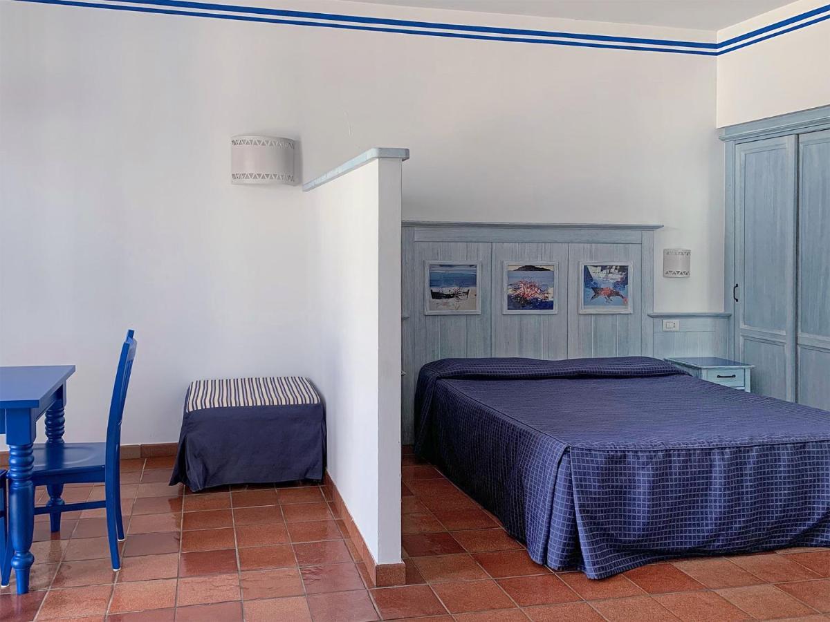 Resort Cala La Luna Favignana Exterior foto